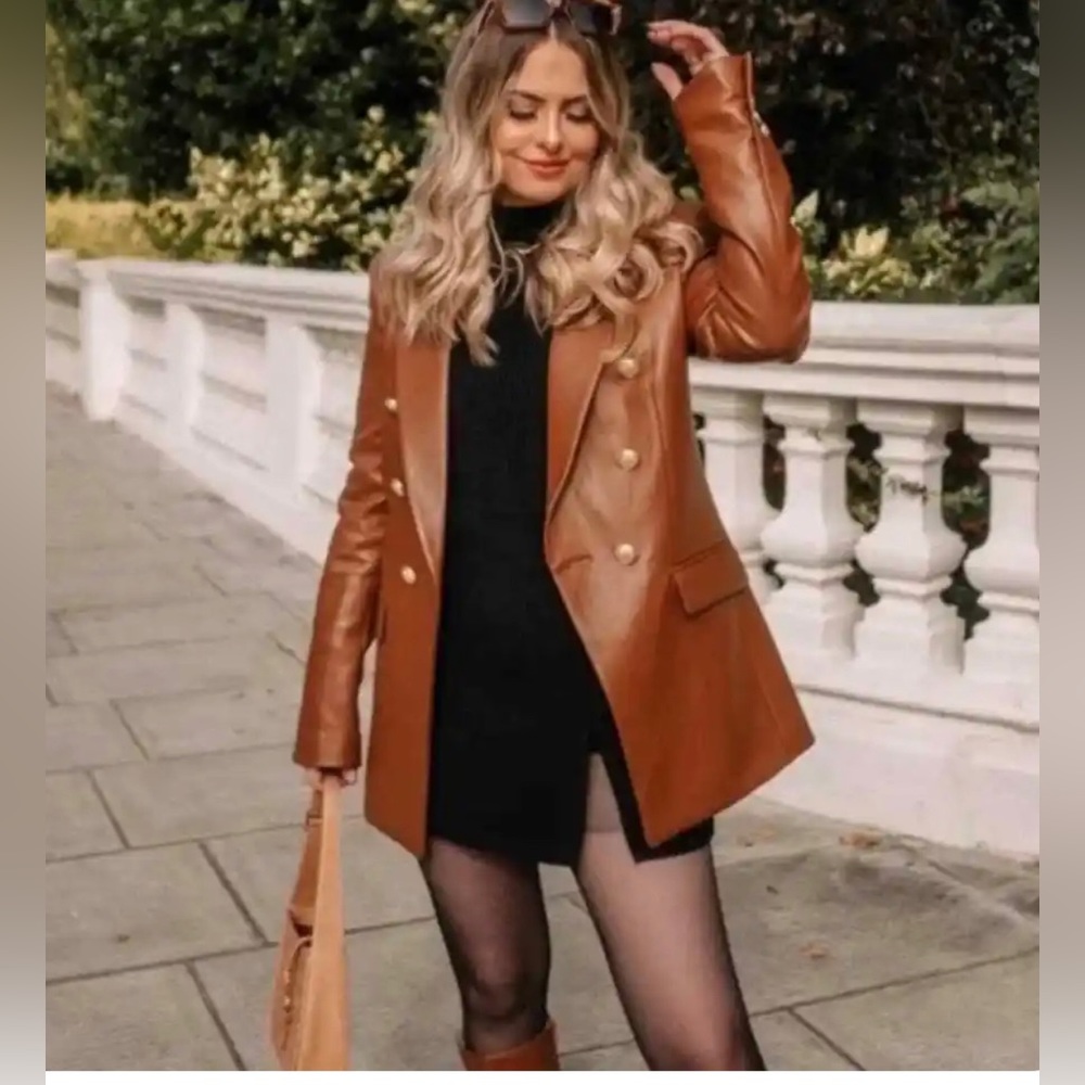Zara Faux Leather Double Breasted Blazer 🔥Bloggers favorite 🔥